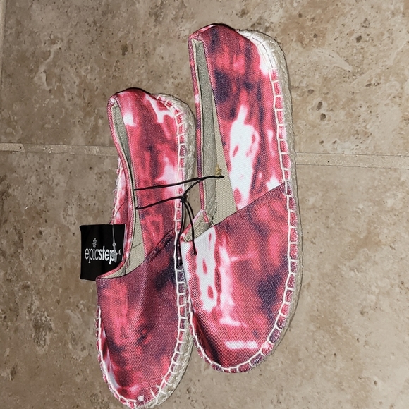 Tye Dye slip on Shoes - Picture 2 of 3
